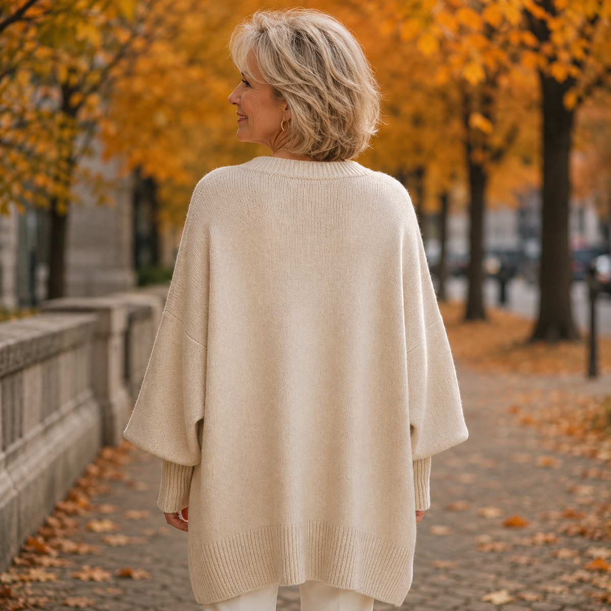 Aveline | Oversized Sweater with a Flowing Cut